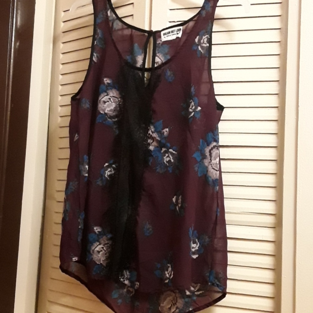 Tops  size small
